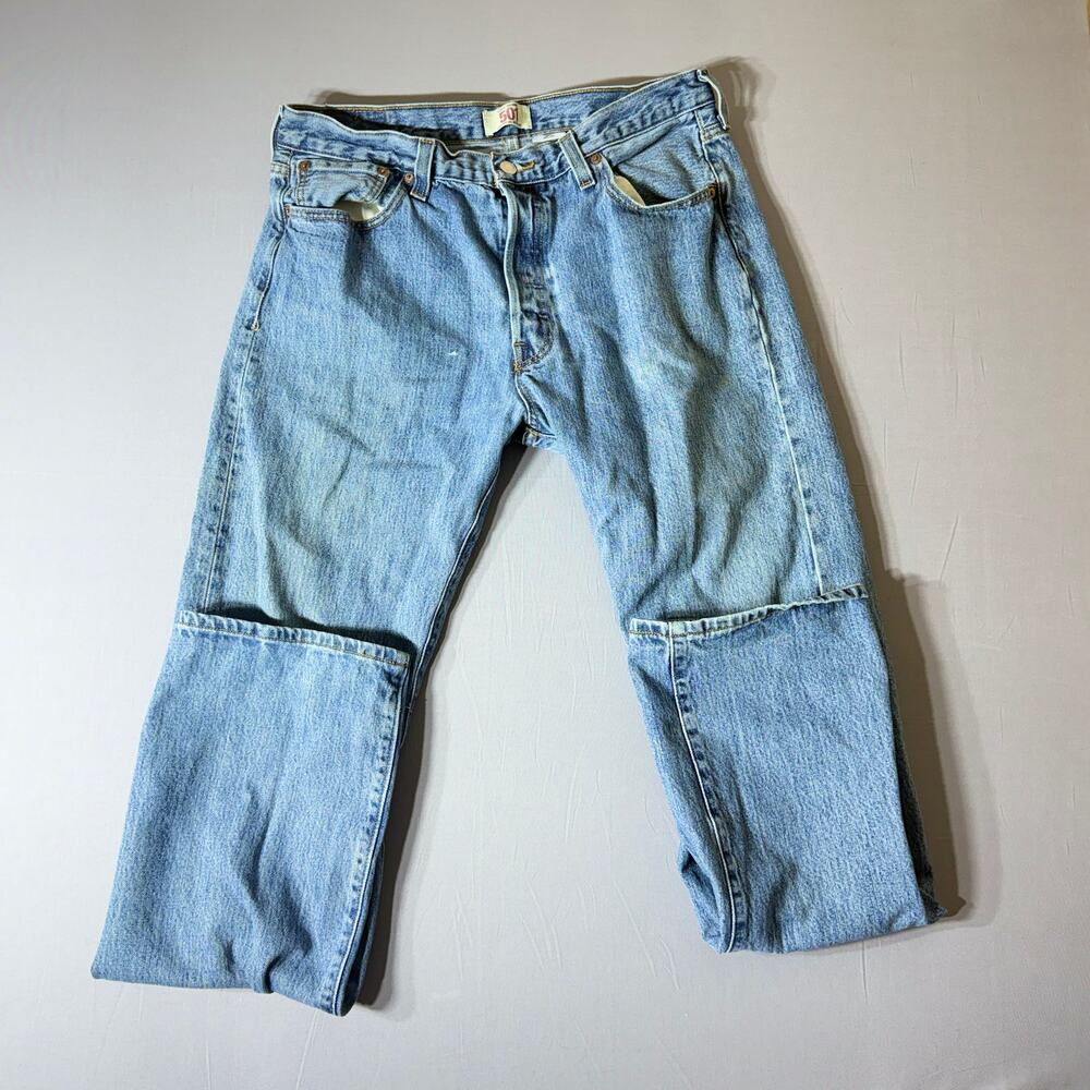 Levi's 501 Original Fit Button Fly Straight Leg Jeans Light Wash Sz 36